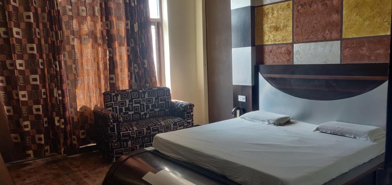 Hotel Shakuntala Katra  Eksteriør bilde